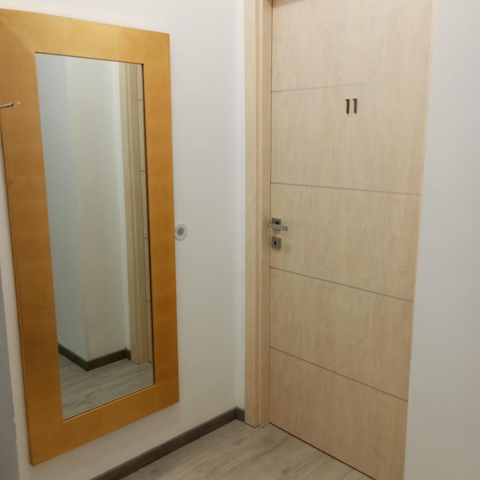 Sleep & Fly Bgy Airport-station-center Appartement